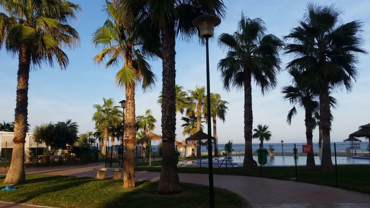 Primera Linea De Playa Roquetas de Mar Luaran gambar